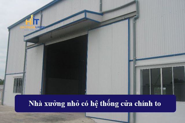 Mẫu nhà xưởng nhỏ có hệ thống cửa chính to